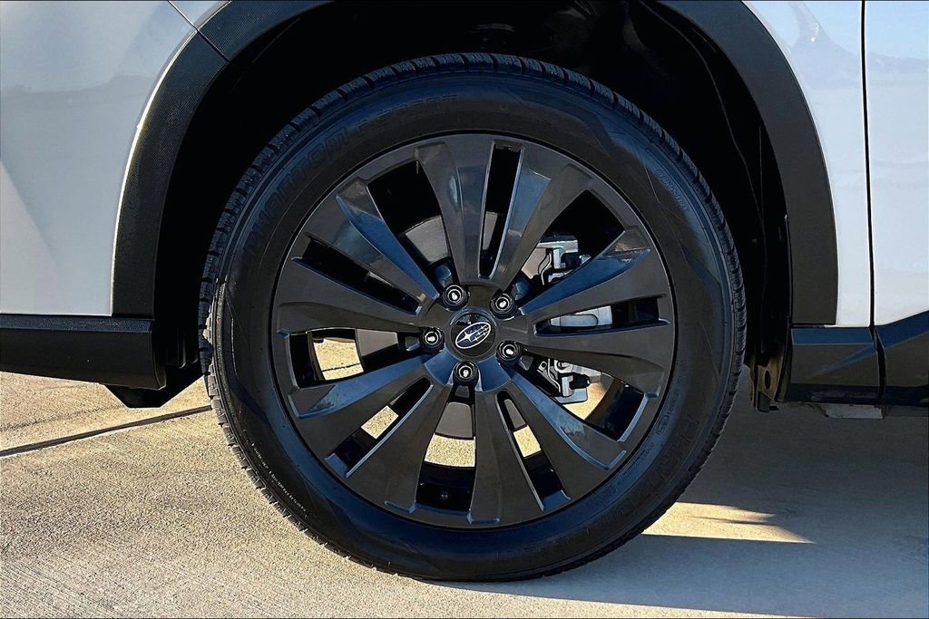 Used 2022 Subaru Ascent Onyx Edition image 11