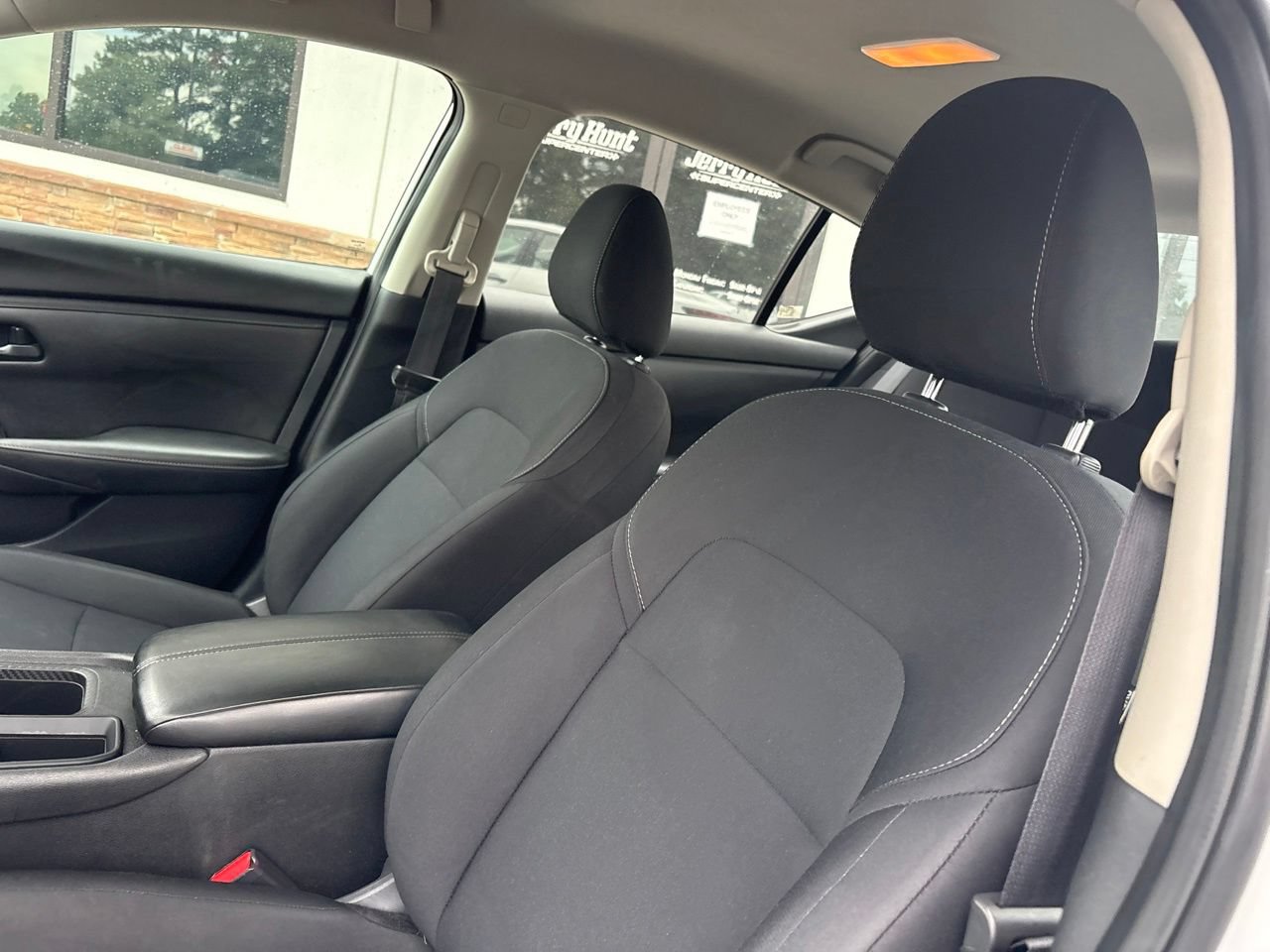 Used 2024 Nissan Sentra S FWD image 3