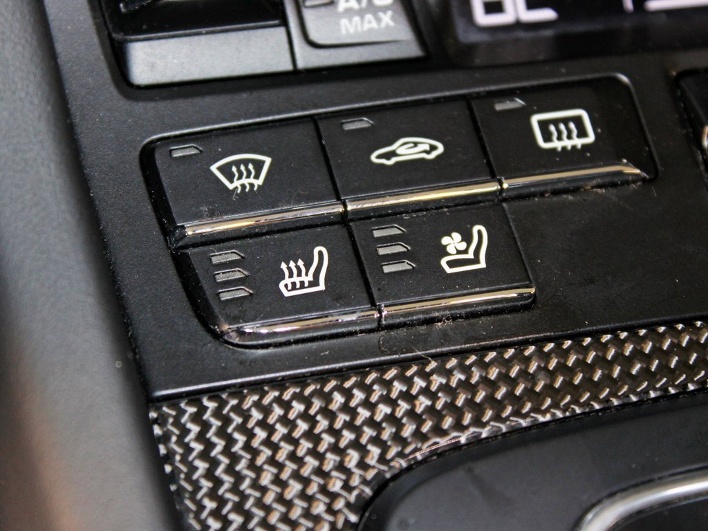 Certified 2016 Porsche 911 Turbo image 30