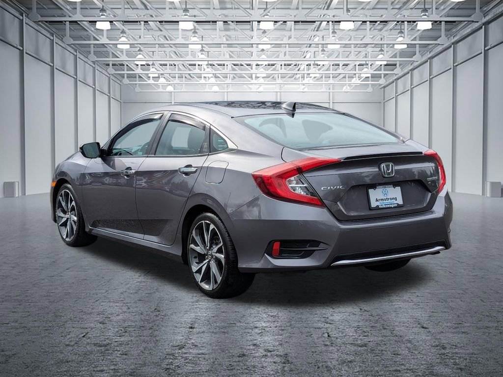 Used 2020 Honda Civic Touring image 3