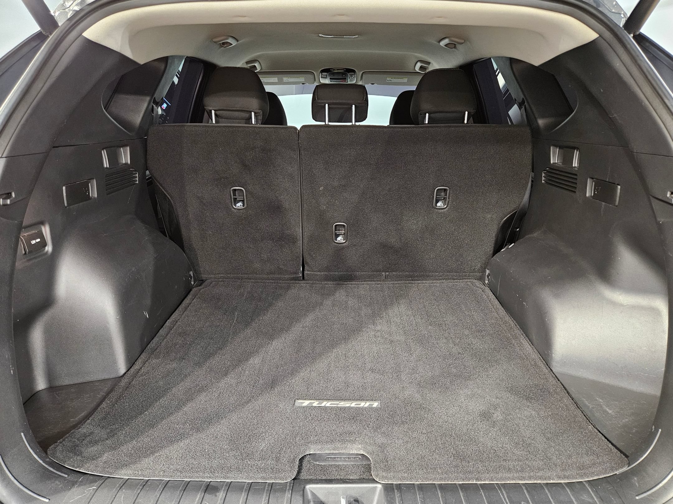 Used 2023 Hyundai Tucson SEL FWD image 18