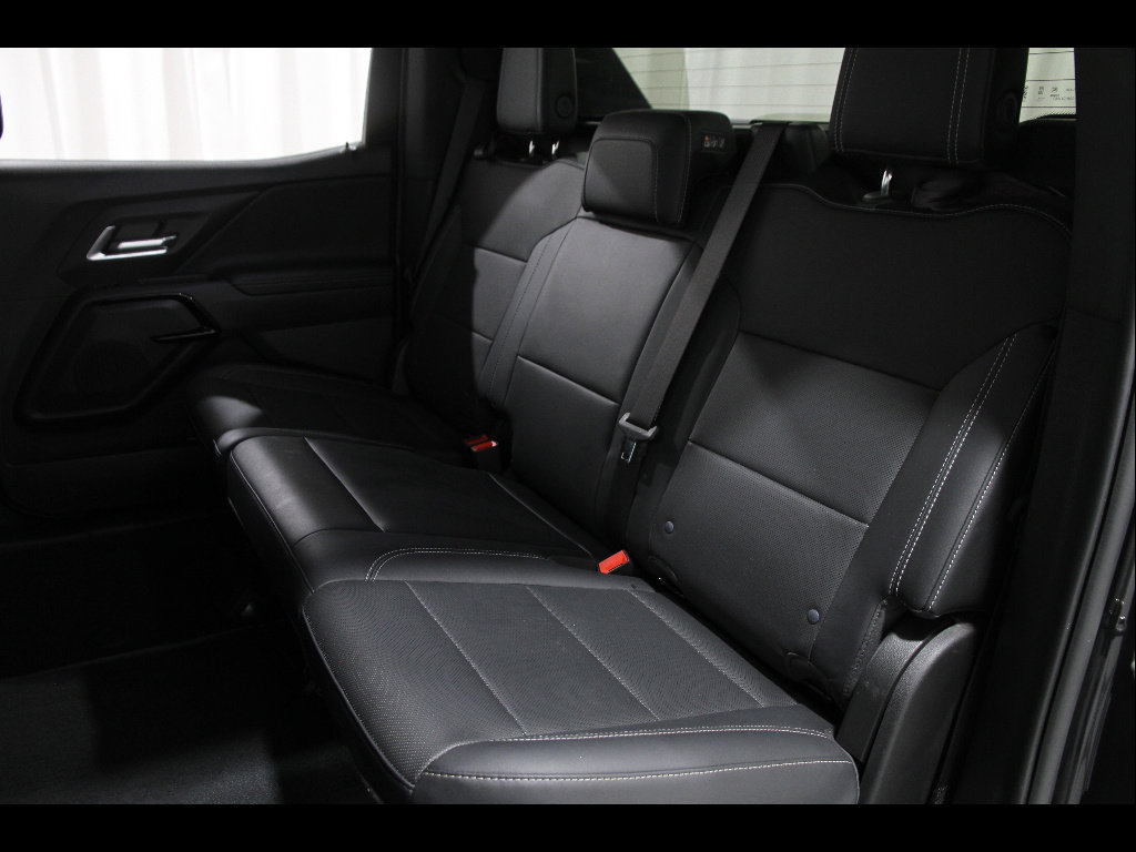 Used 2025 Chevrolet Silverado EV LT image 17