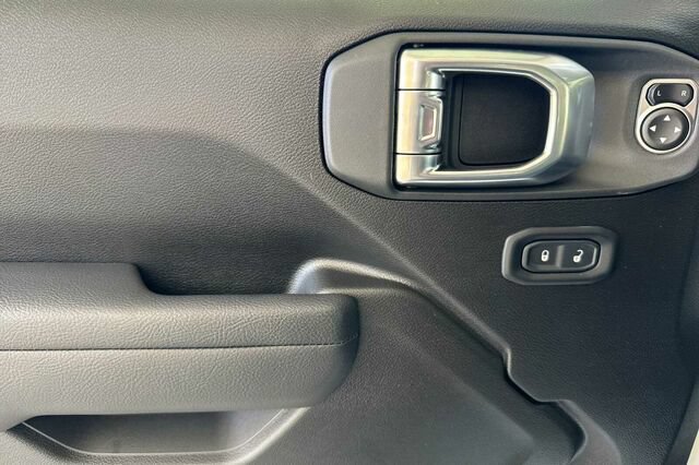 New 2026 Jeep Wrangler Sport AWD/4WD image 8