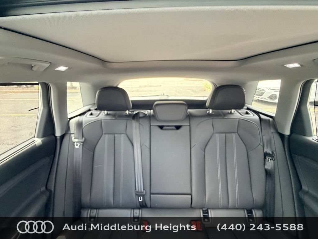 Certified 2025 Audi Q6 e-tron Premium Plus w/ Premium Plus AWD/4WD image 33