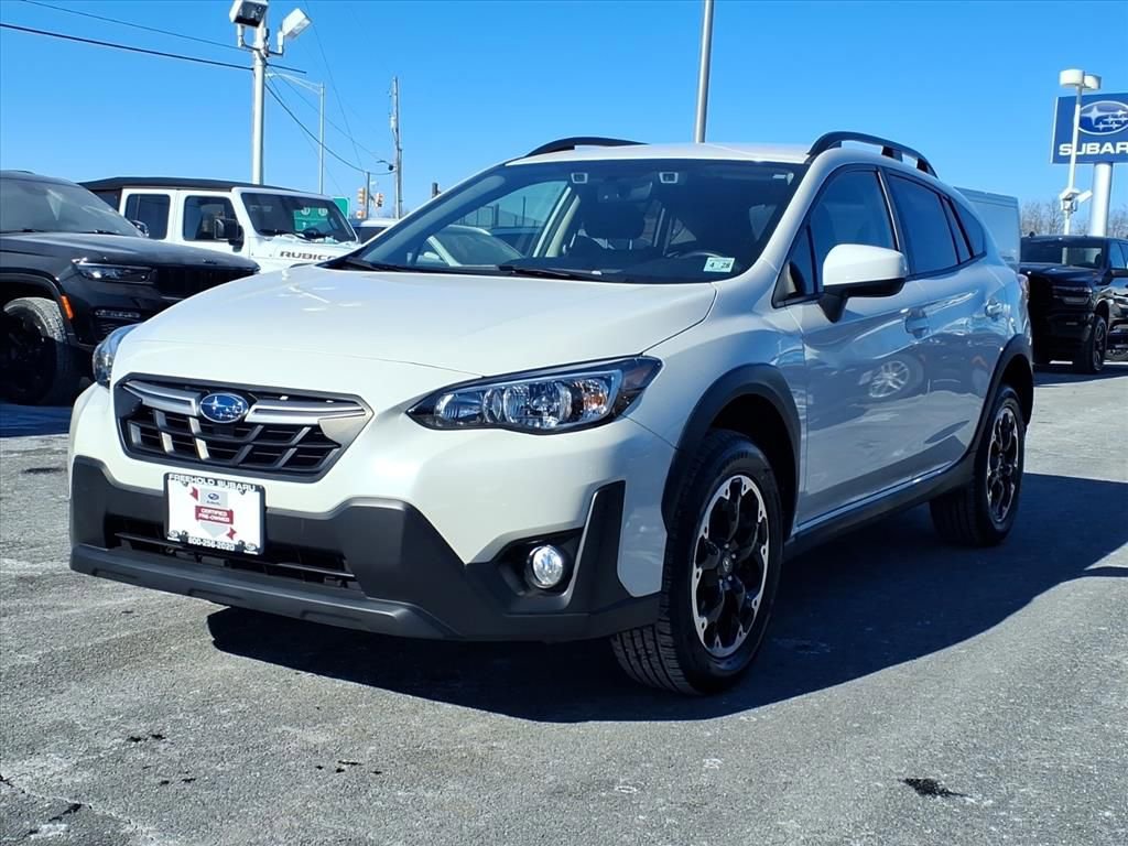 Certified 2023 Subaru Crosstrek 2.0i Premium image 3