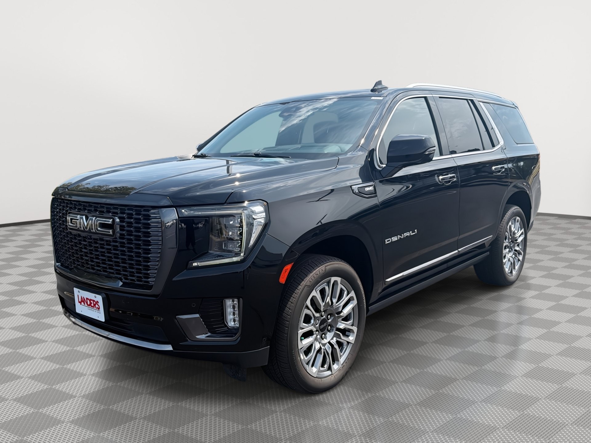 Certified 2024 GMC Yukon Denali Ultimate AWD/4WD image 1