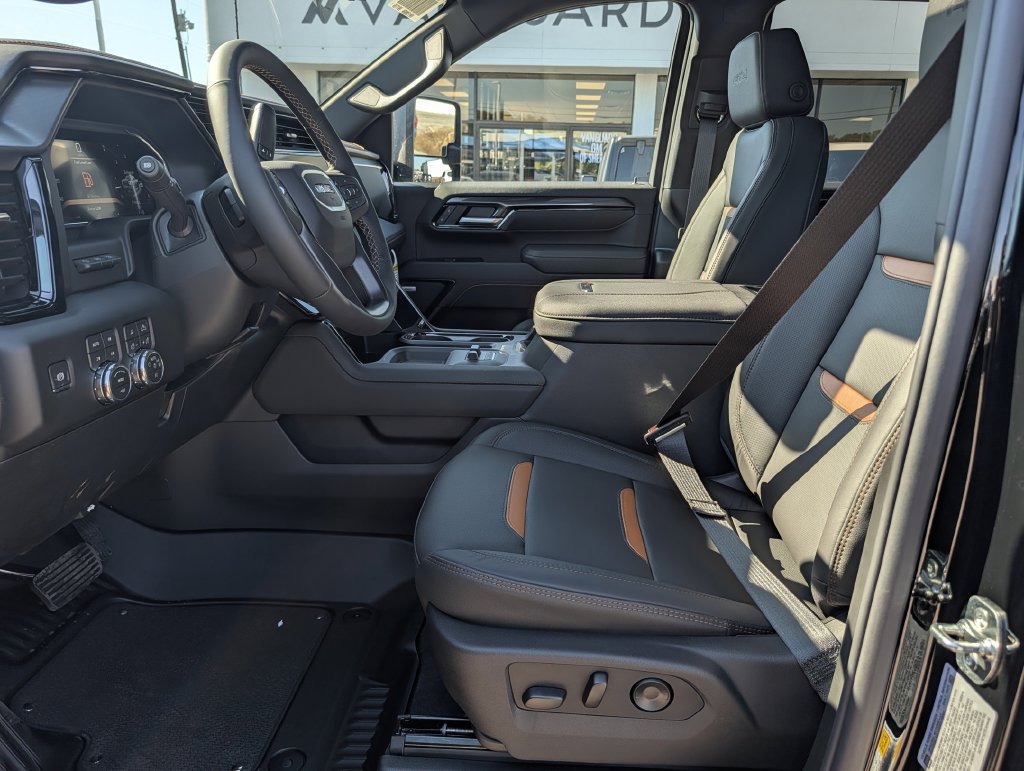 New 2026 GMC Sierra 2500 AT4 w/ AT4 Premium Plus Package AWD/4WD image 25