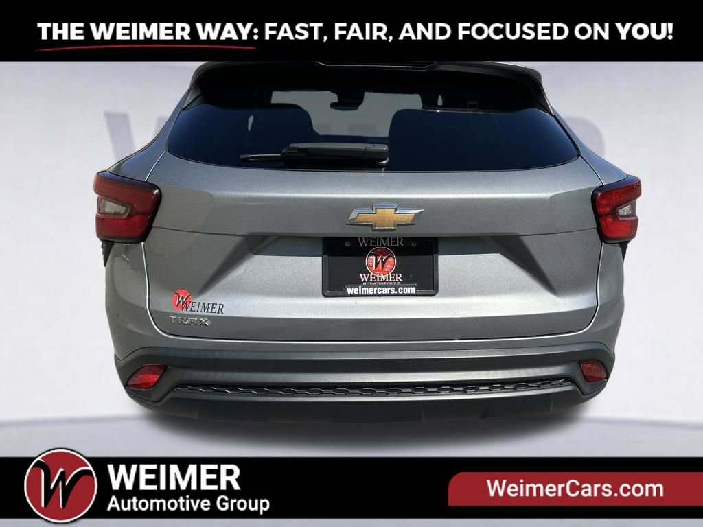 Used 2024 Chevrolet Trax LS w/ Driver Confidence Package FWD image 26