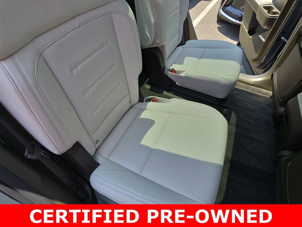 Used 2025 Hyundai Santa Fe Calligraphy AWD/4WD image 11