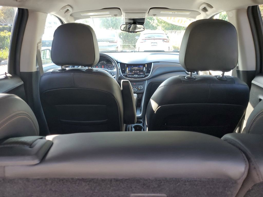 Used 2020 Chevrolet Trax LT w/ LT Convenience Package image 24