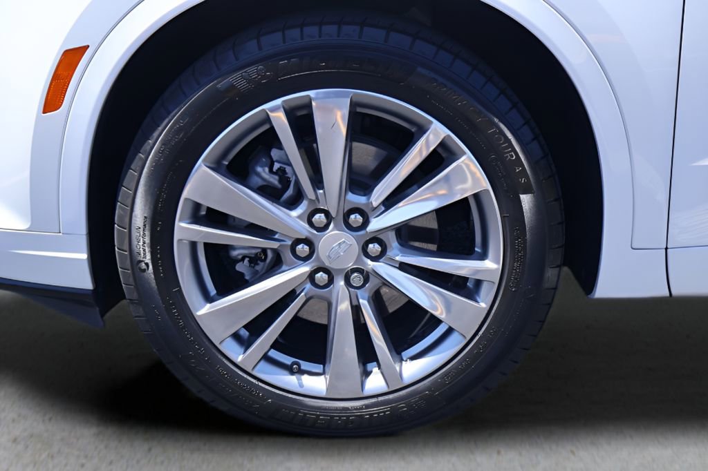 Used 2023 Cadillac XT6 Premium Luxury FWD image 31