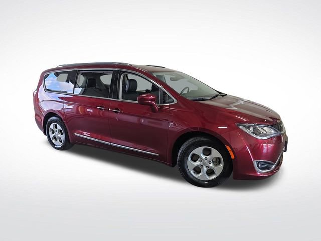 Used 2017 Chrysler Pacifica Touring-L Plus image 44