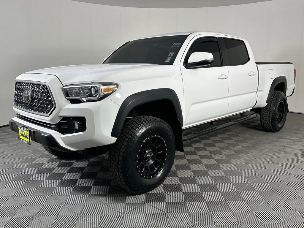 Used 2019 Toyota Tacoma TRD Off-Road image 15