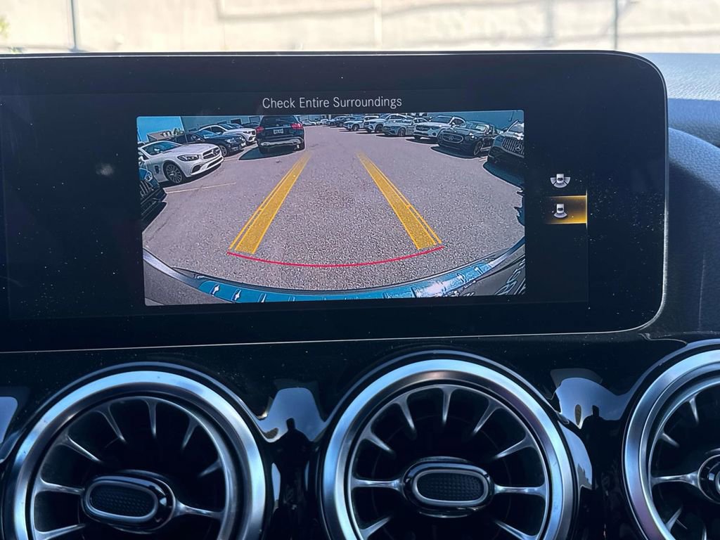 Used 2023 Mercedes-Benz GLA 250 image 26