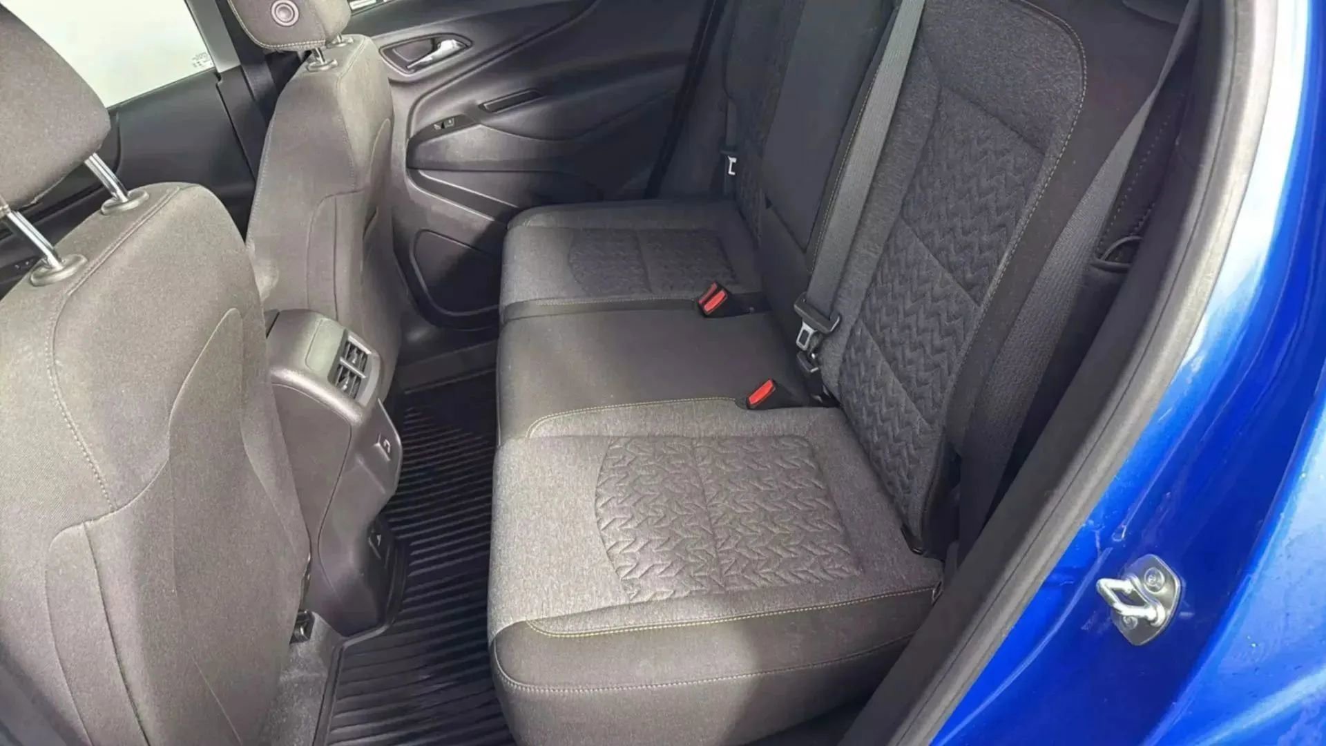 Used 2024 Chevrolet Equinox LT image 42