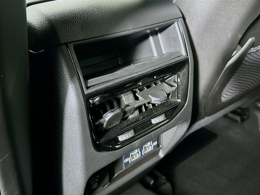 Certified 2024 Jeep Grand Cherokee Altitude image 36