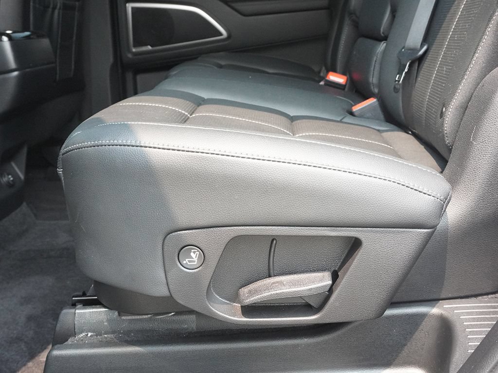 Used 2024 Kia Telluride EX AWD/4WD image 40