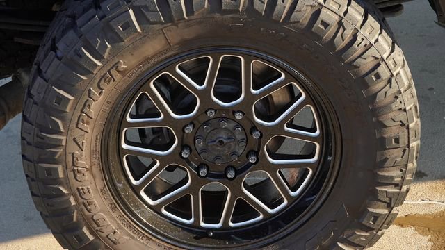 Used 2020 Ford F250 Platinum w/ FX4 Off-Road Package AWD/4WD image 11