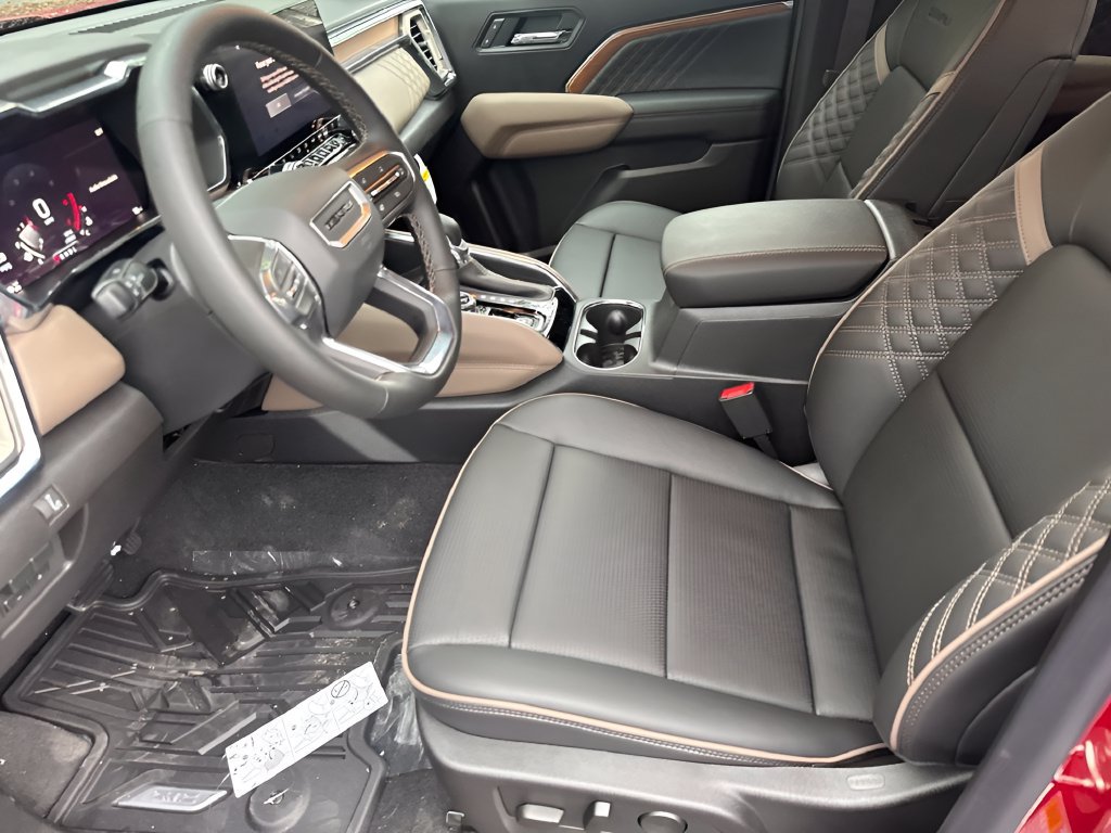 New 2026 GMC Canyon Denali AWD/4WD image 9