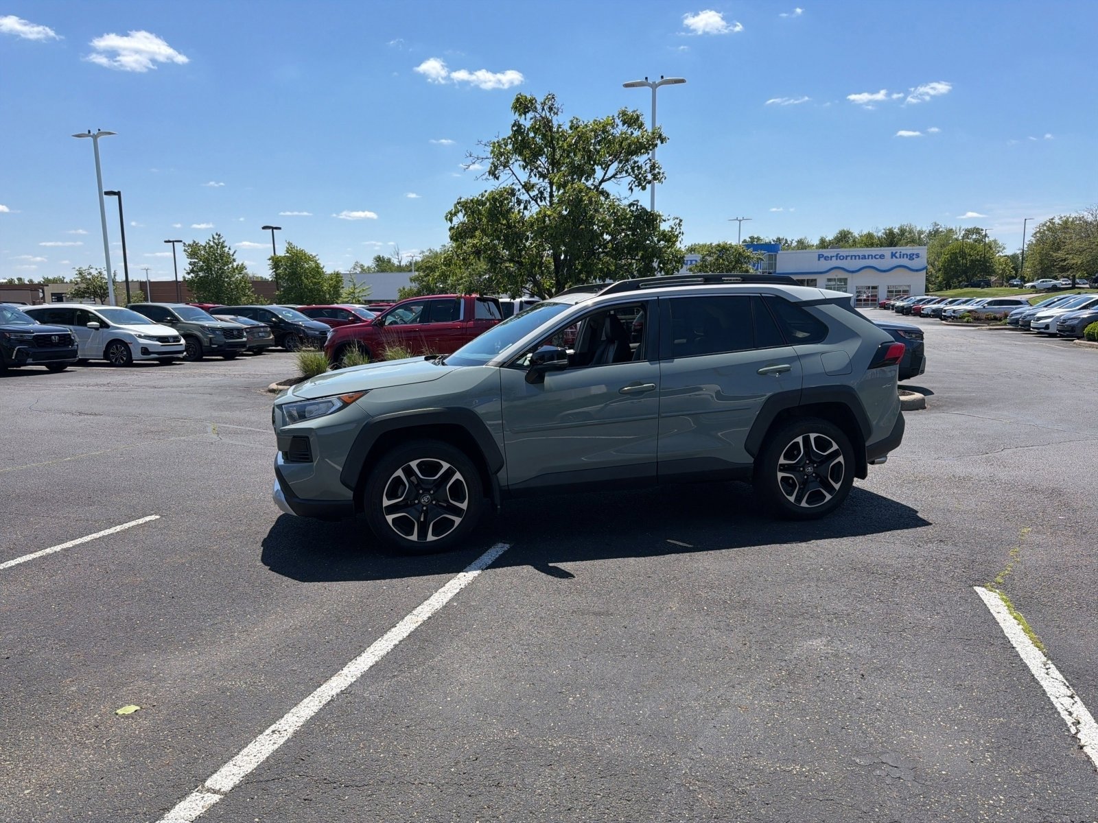 Used 2019 Toyota RAV4 Adventure AWD/4WD image 8
