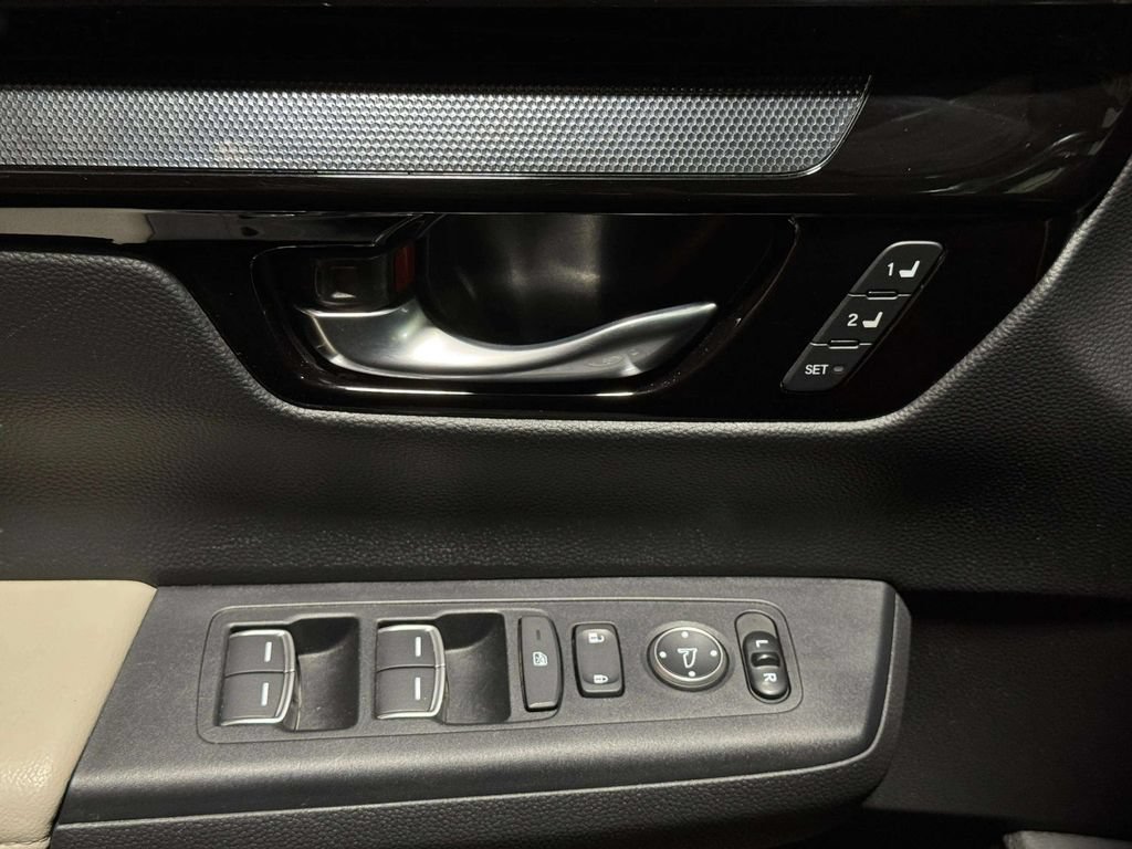 Used 2023 Honda CR-V EX-L image 21