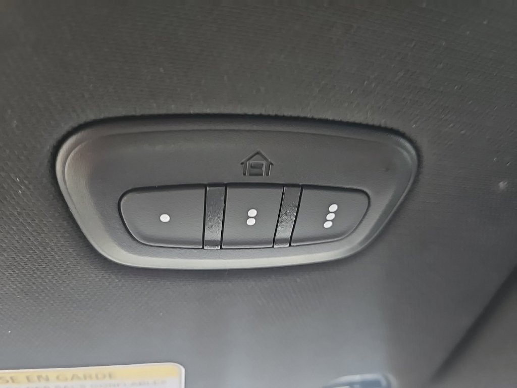 Used 2023 RAM 1500 Laramie AWD/4WD image 21