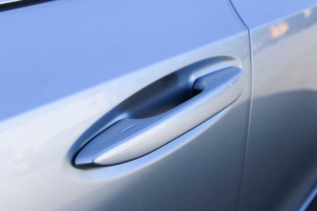 Used 2023 Lexus ES 350 F Sport w/ Accessory Package (Z2) image 9