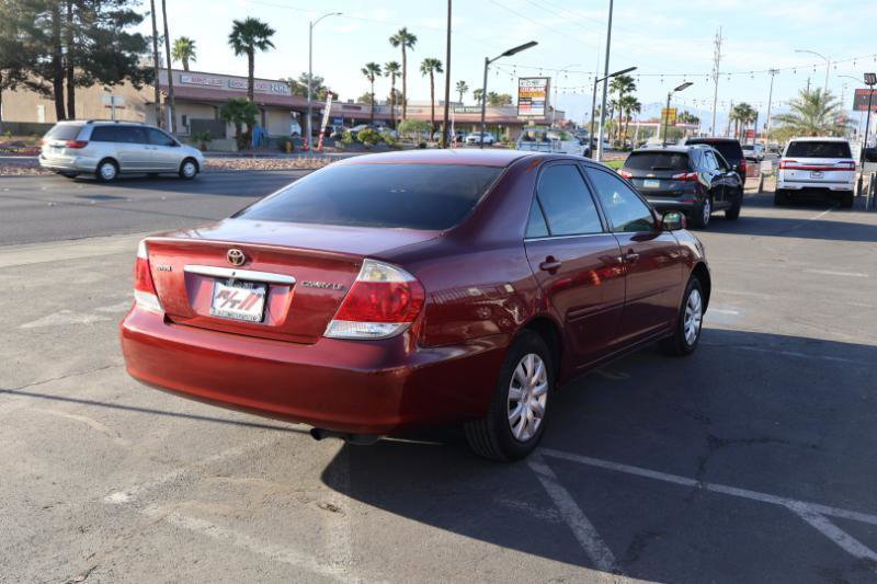 Used 2005 Toyota Camry LE image 7