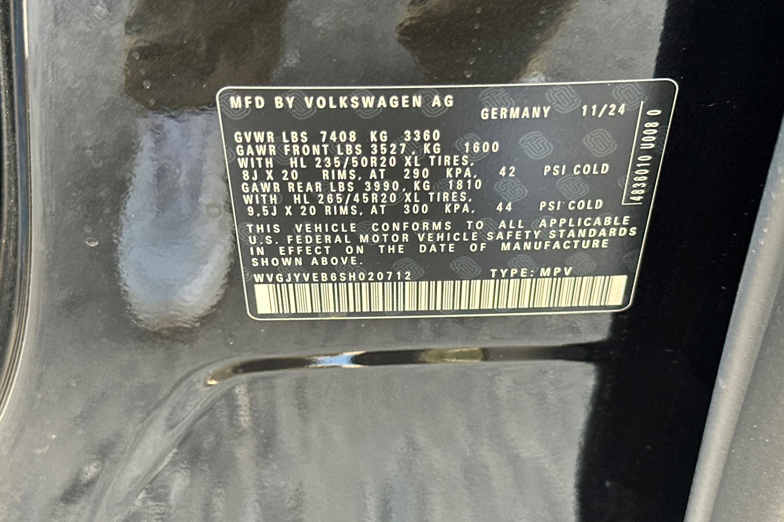 New 2025 Volkswagen ID. Buzz Pro S Plus image 27