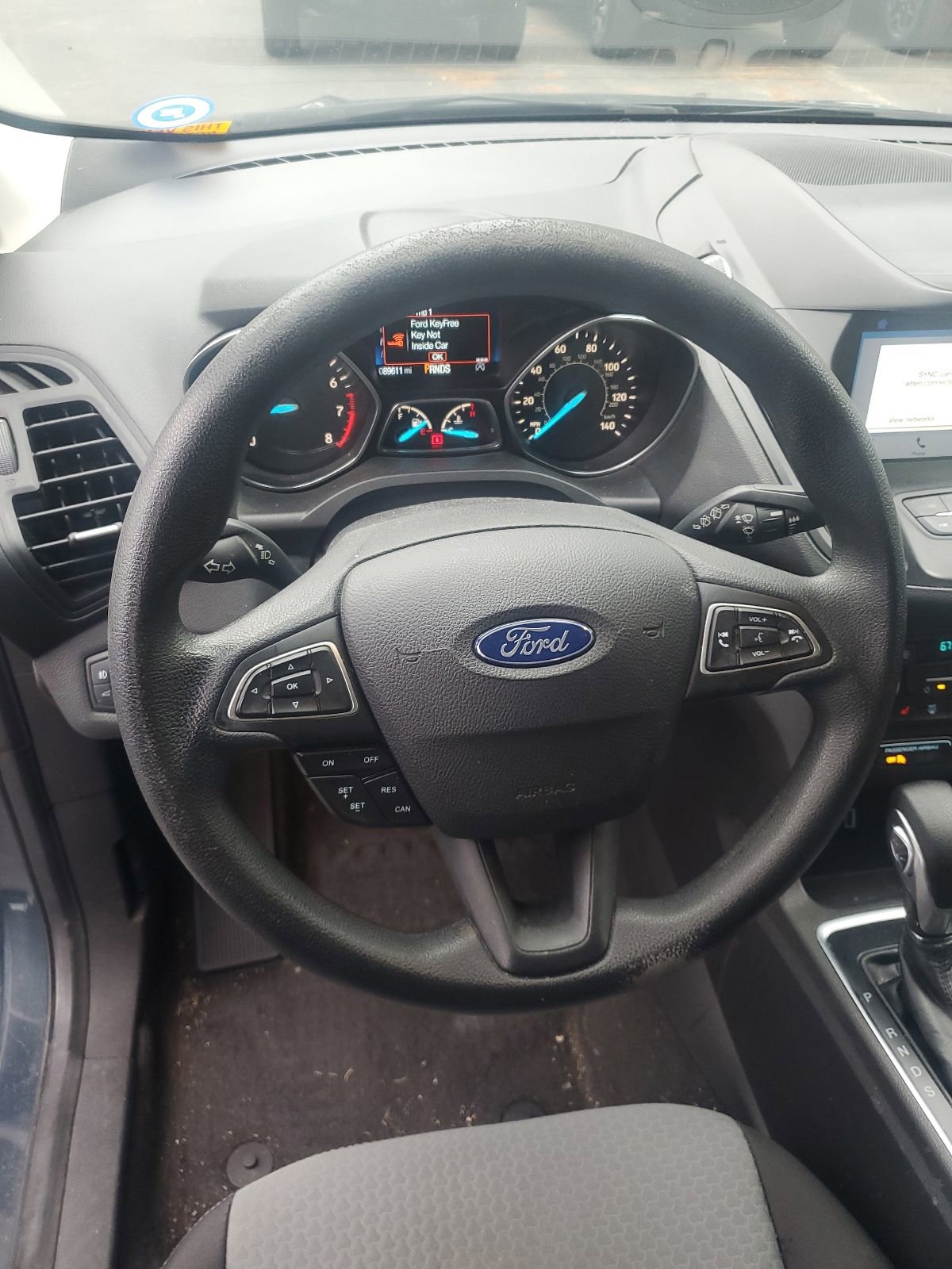 Used 2019 Ford Escape SE FWD image 12
