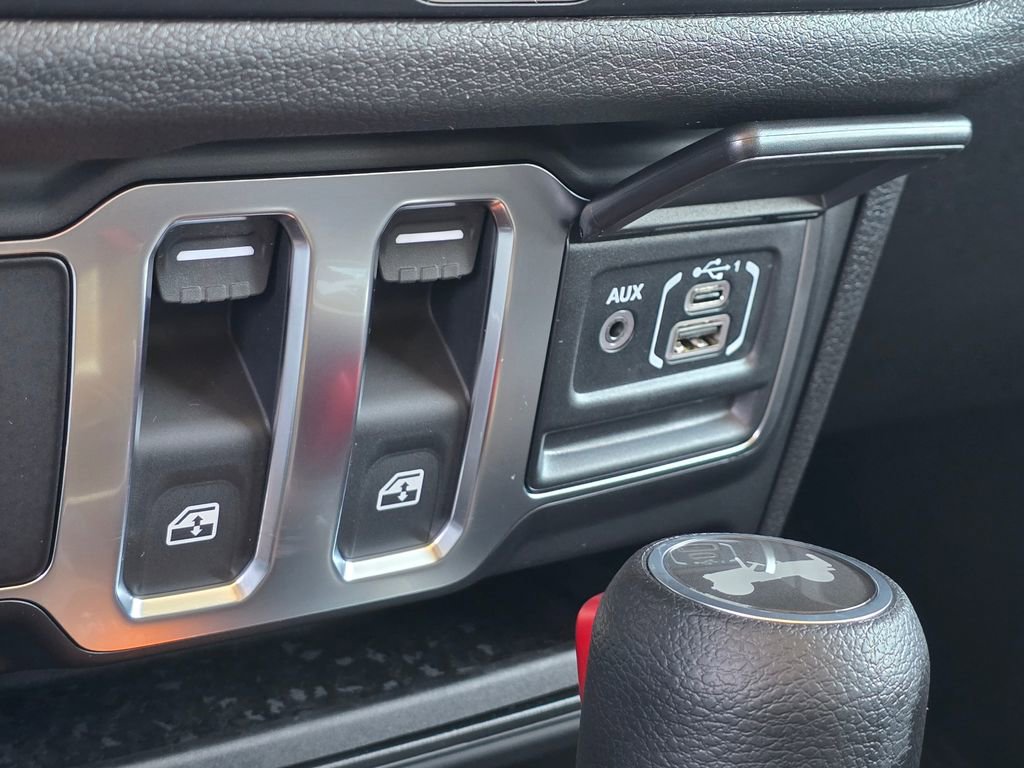 New 2026 Jeep Wrangler Sport AWD/4WD image 33