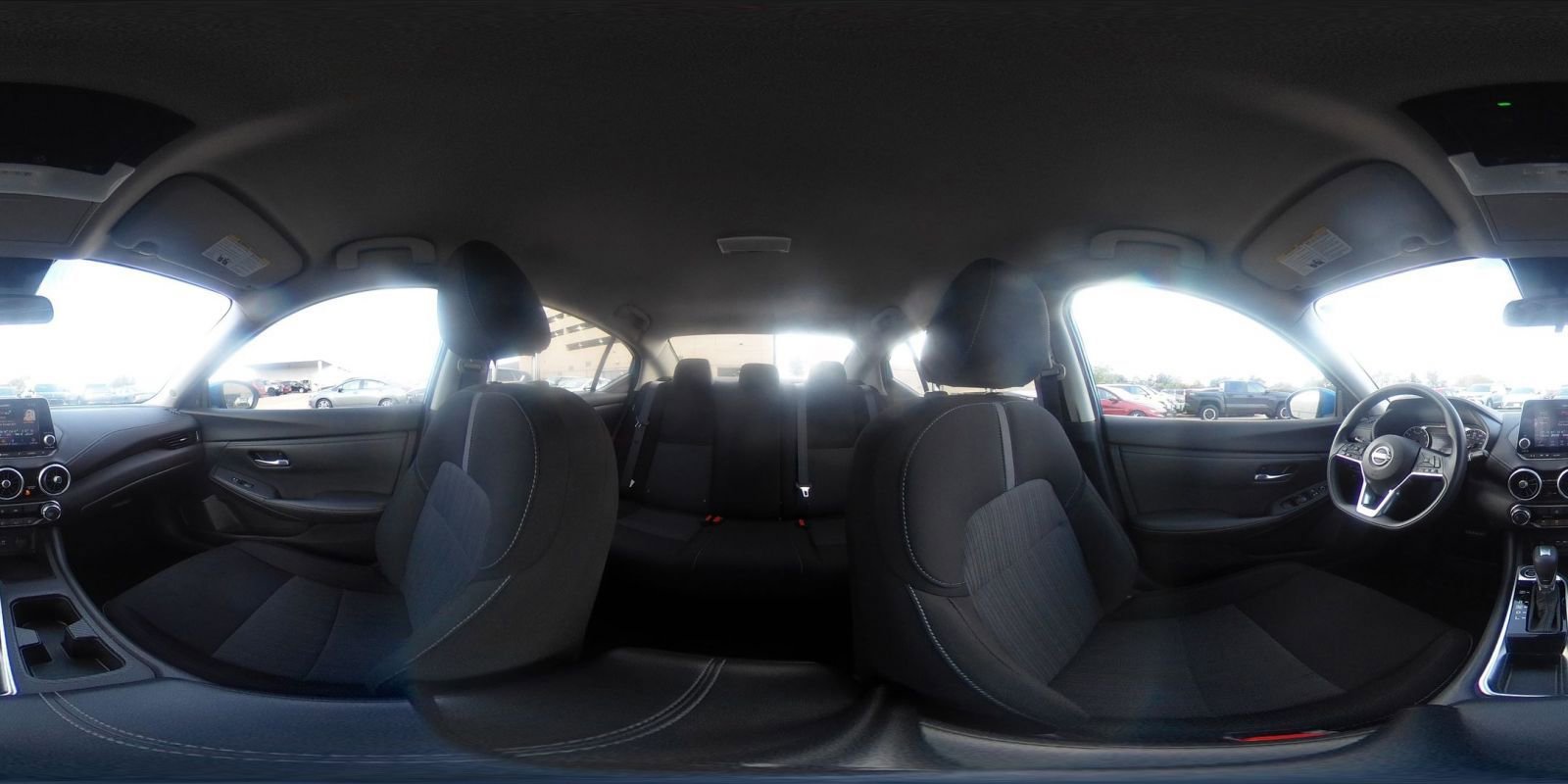 Used 2025 Nissan Sentra SV image 40