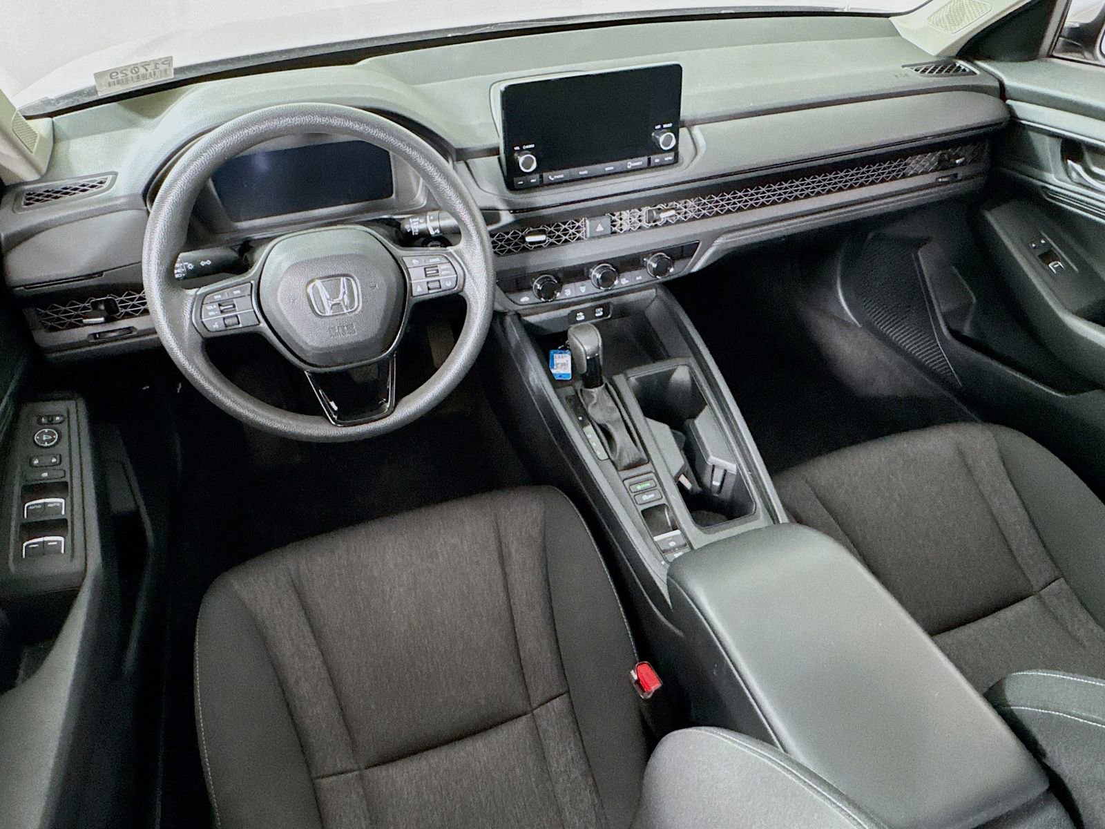 Used 2023 Honda Accord EX image 19