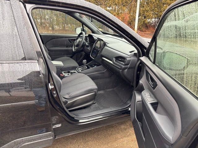 Used 2025 Subaru Forester Premium image 12