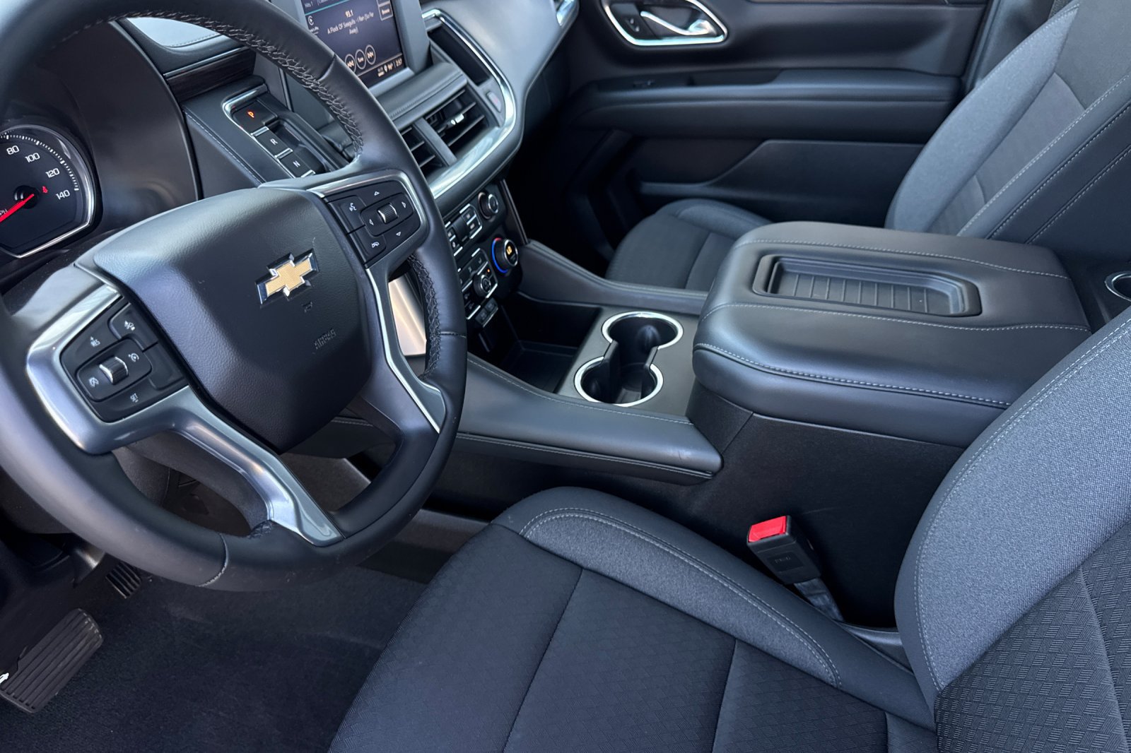 Used 2024 Chevrolet Tahoe LS RWD image 10