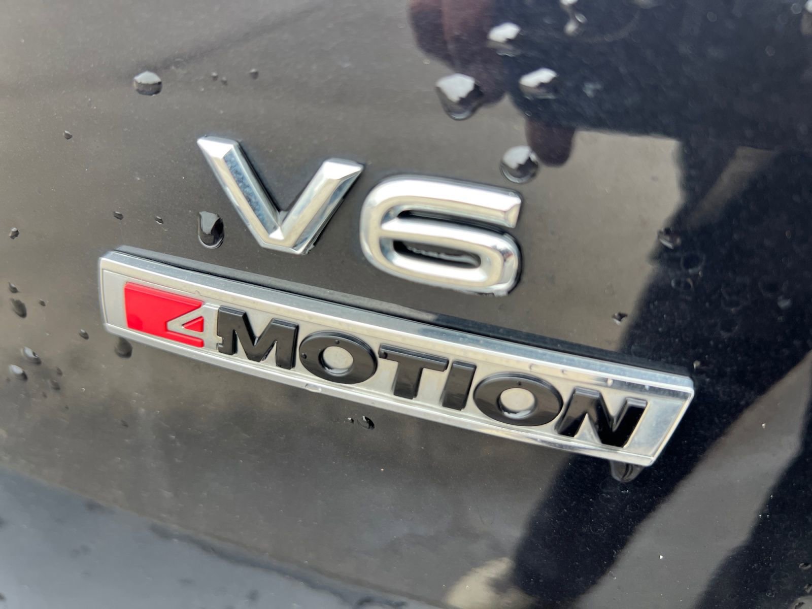 Used 2019 Volkswagen Atlas SEL R-Line image 35