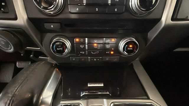 Used 2017 Ford F150 Platinum w/ Equipment Group 701A Luxury AWD/4WD image 22