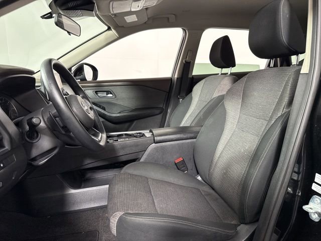 Used 2023 Nissan Rogue SV image 13