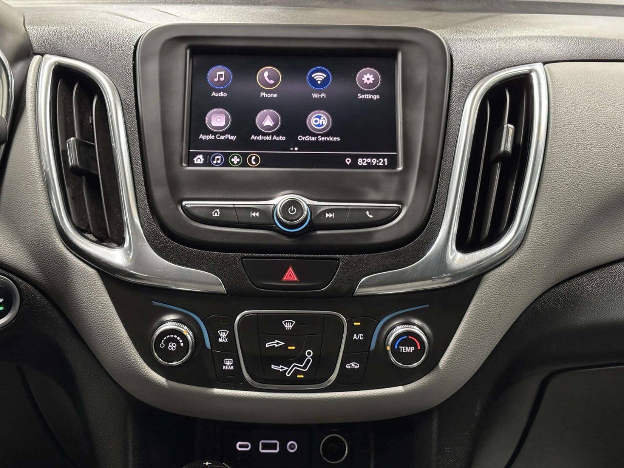Used 2020 Chevrolet Equinox LS FWD image 26