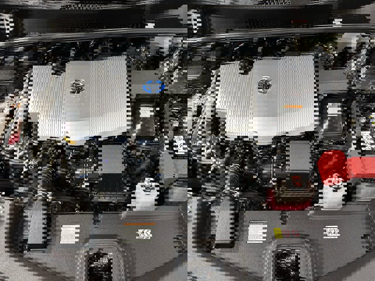 Used 2022 Toyota Prius Prime LE image 8