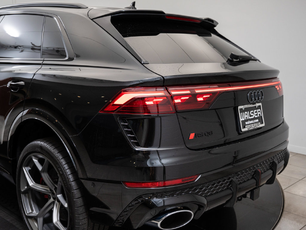 Used 2025 Audi RS Q8 performance AWD/4WD image 19