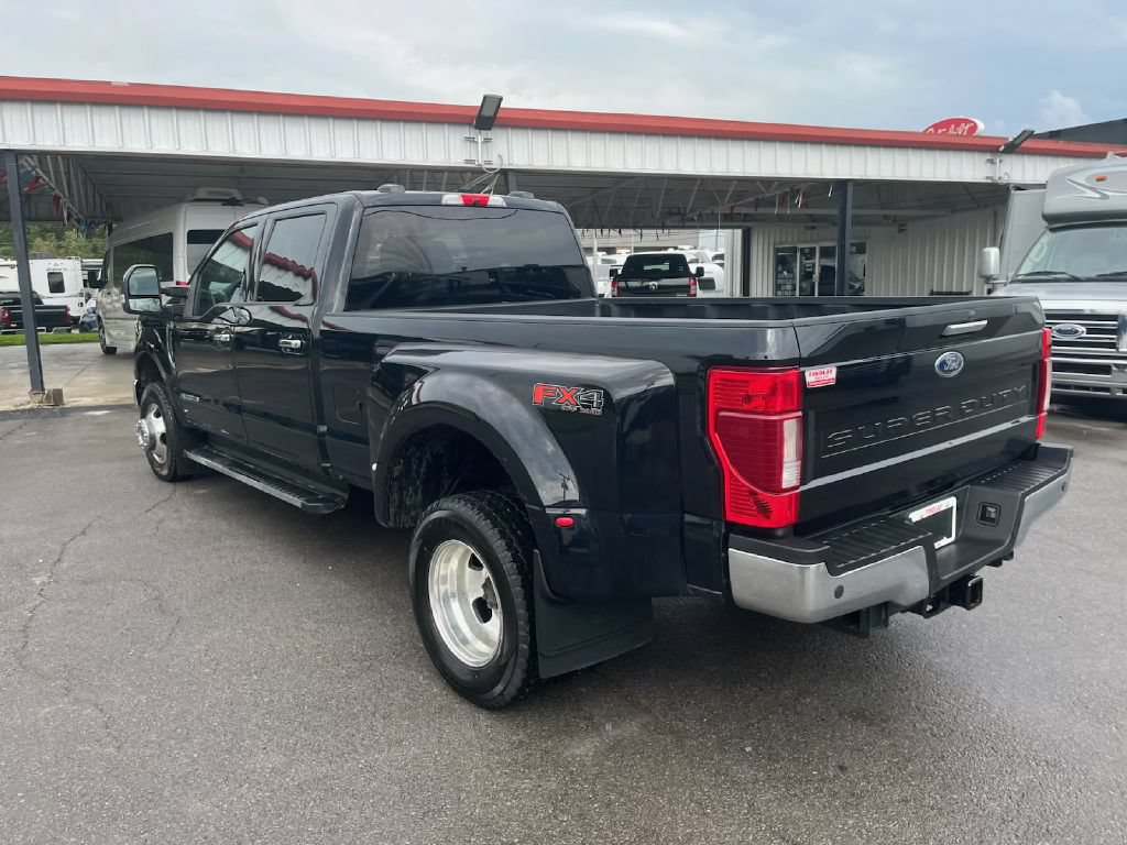 Used 2022 Ford F350 XLT w/ XLT Premium Package AWD/4WD image 10