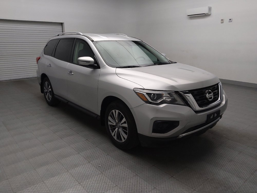 Used 2019 Nissan Pathfinder S FWD image 13