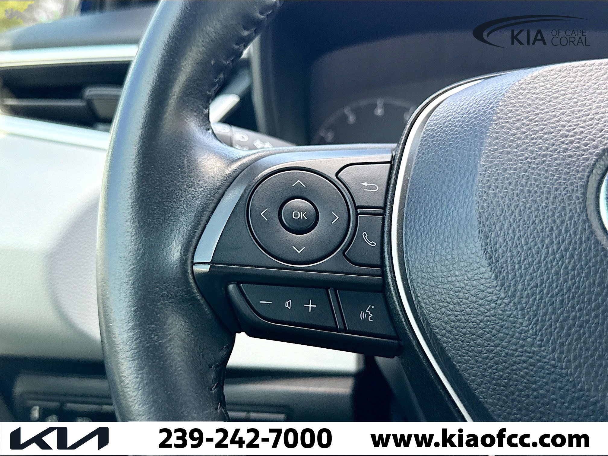 Used 2024 Toyota Corolla SE image 34