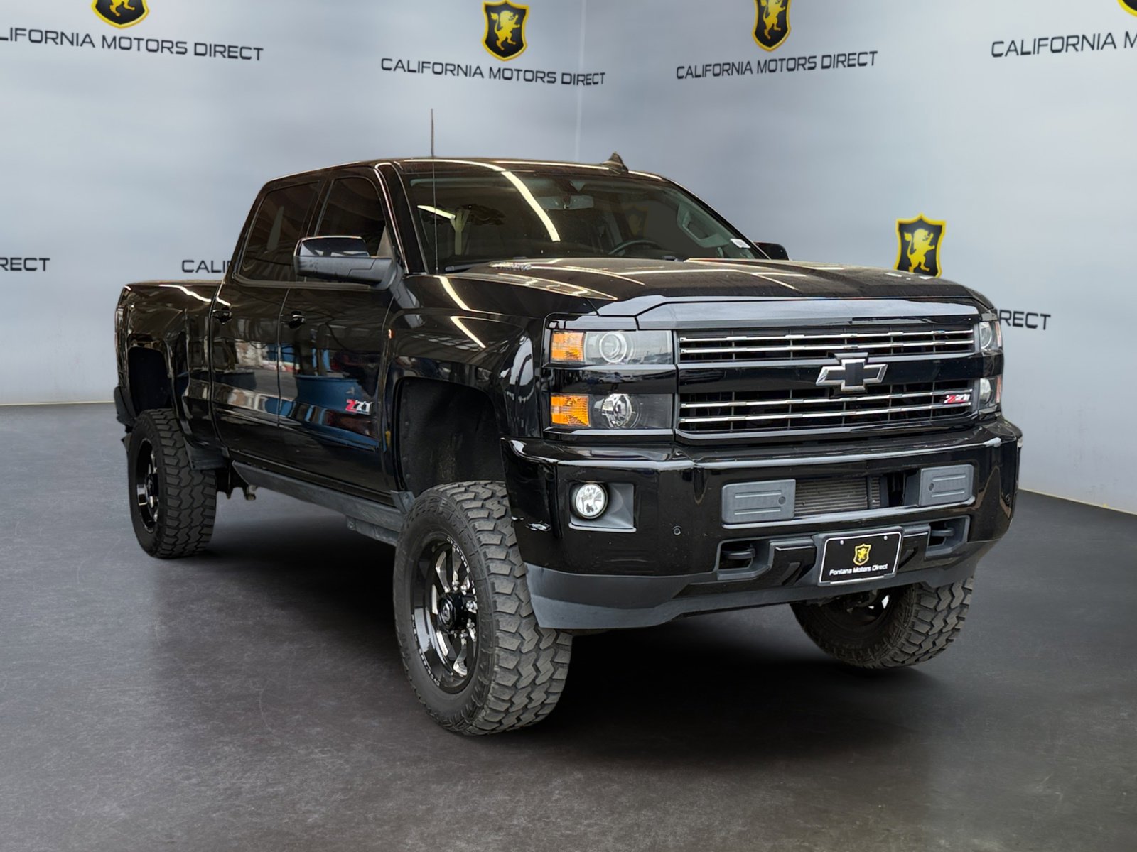 Used 2016 Chevrolet Silverado 2500 LT w/ Midnight Edition image 7