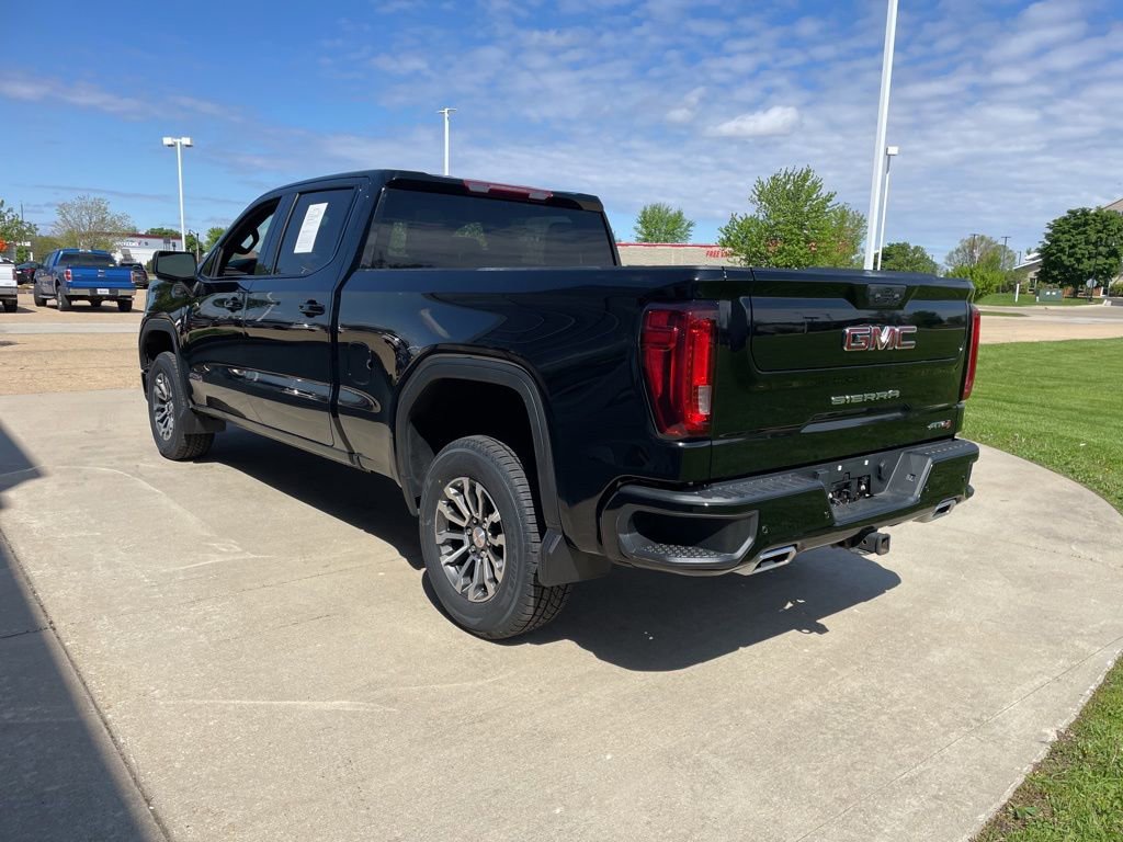 Used 2023 GMC Sierra 1500 AT4 AWD/4WD image 7