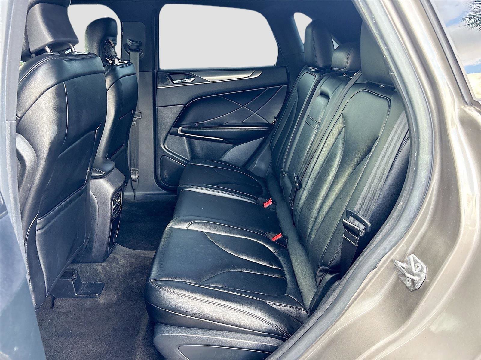 Used 2016 Lincoln MKC Premiere image 24