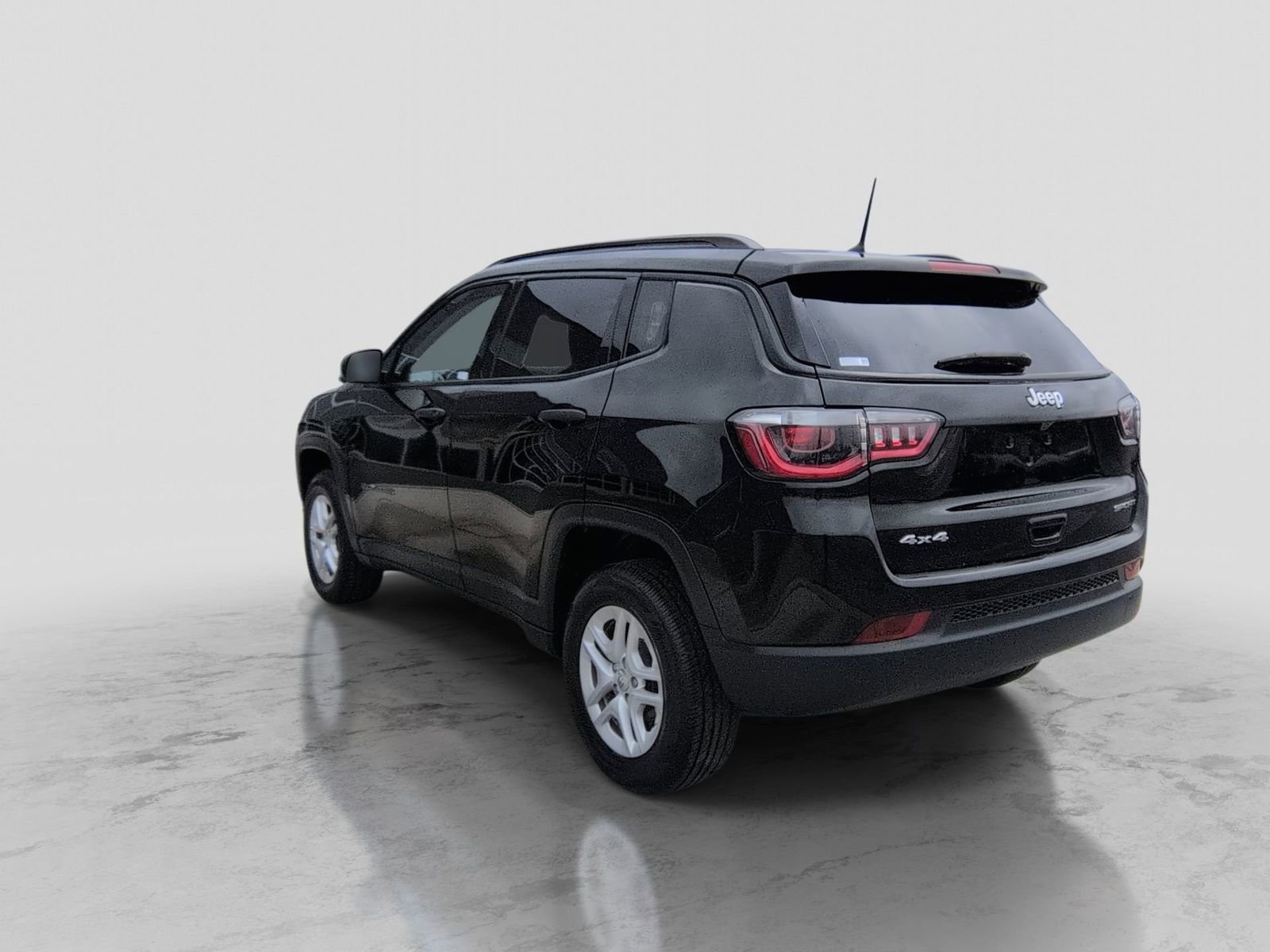 Used 2018 Jeep Compass Sport w/ Cold Weather Group image 5