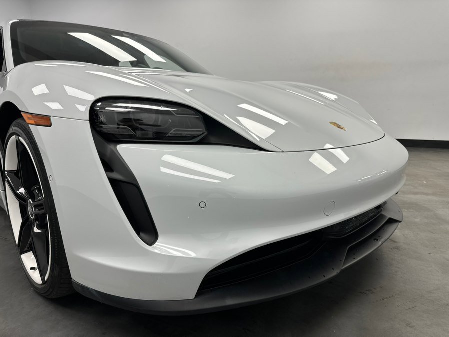 Used 2020 Porsche Taycan 4S image 15