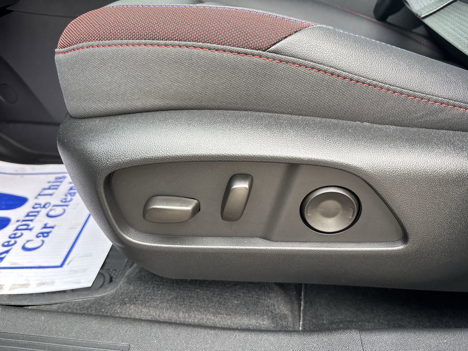 New 2026 Chevrolet Equinox RS w/ Convenience Package III FWD image 15